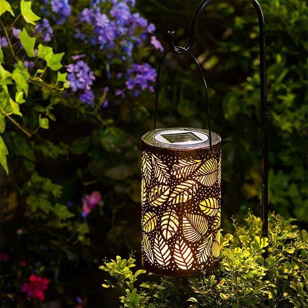 Solar Leaf Pattern Lantern Light